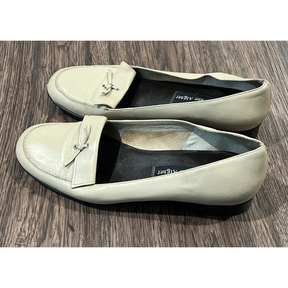 Etienne Aigner Tiana Loafers Flat Shoes Women's Size 7M Color Cream
